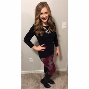 OS hearts LuLaRoe leggings!